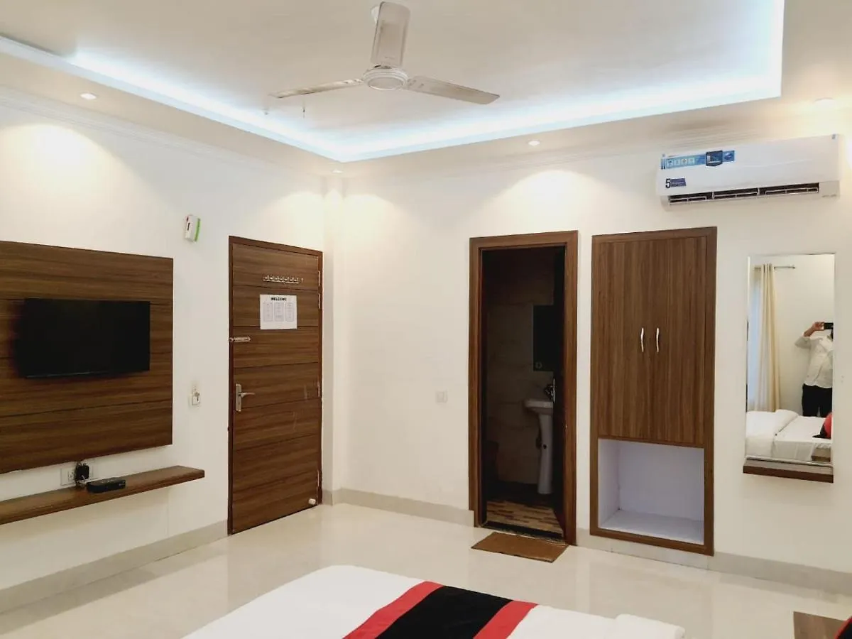 Bhawana Hotel Agra